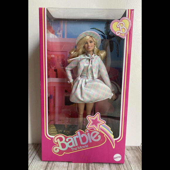 Barbie: The Movie Collectible Doll Margot Robbie as Barbie in Plaid Matching Set - Picture 5 of 9